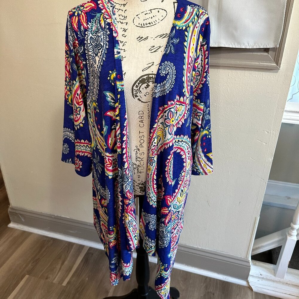 Kimono Paisley printed- Boutique bought- Size L